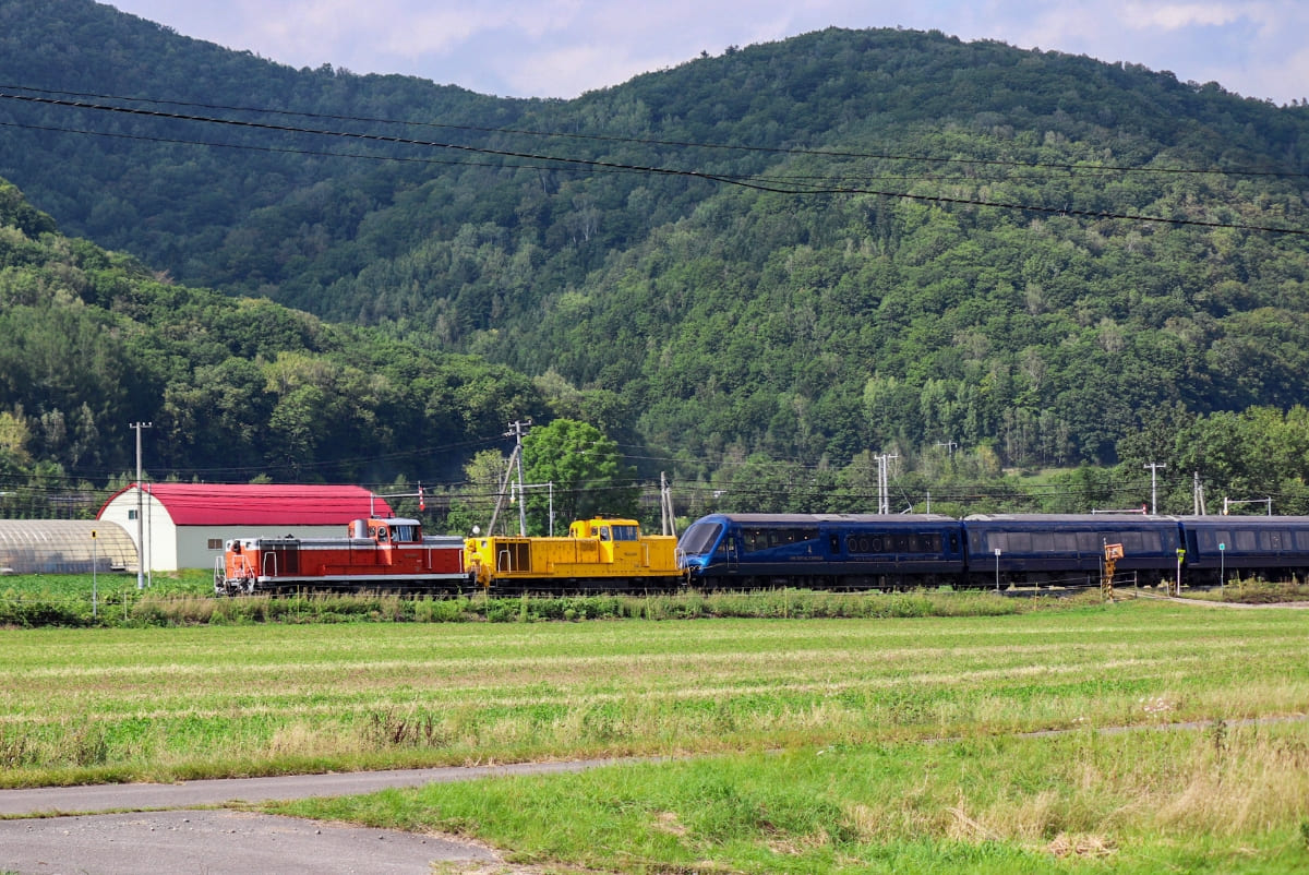 石北本線と山の景色